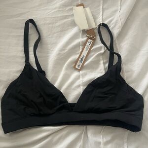 SKIMS Black Fits everybody Triangle Bra Intimates